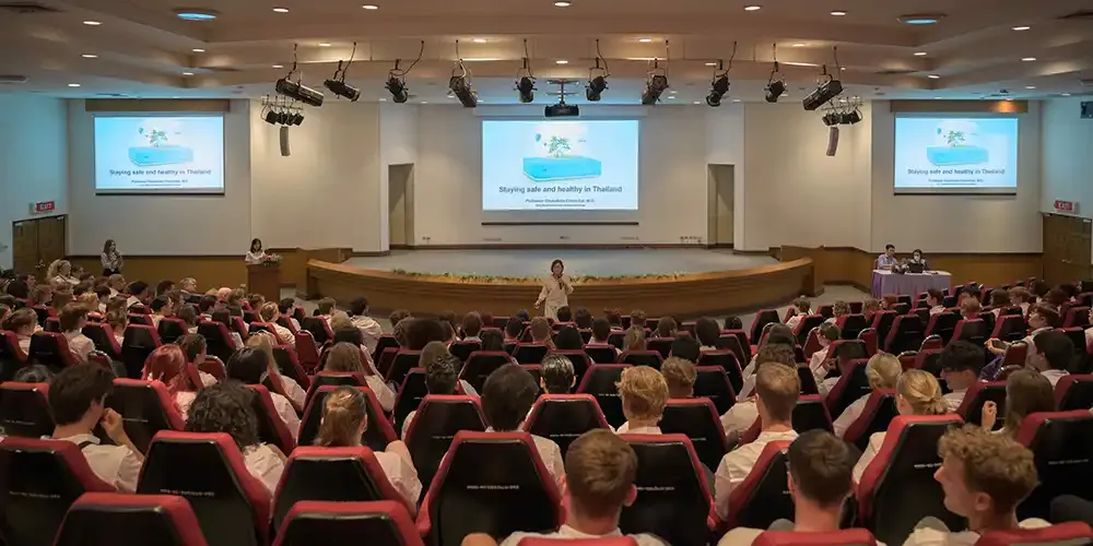 MUIC Holds Orientation for 218 Exchange and Visiting Students