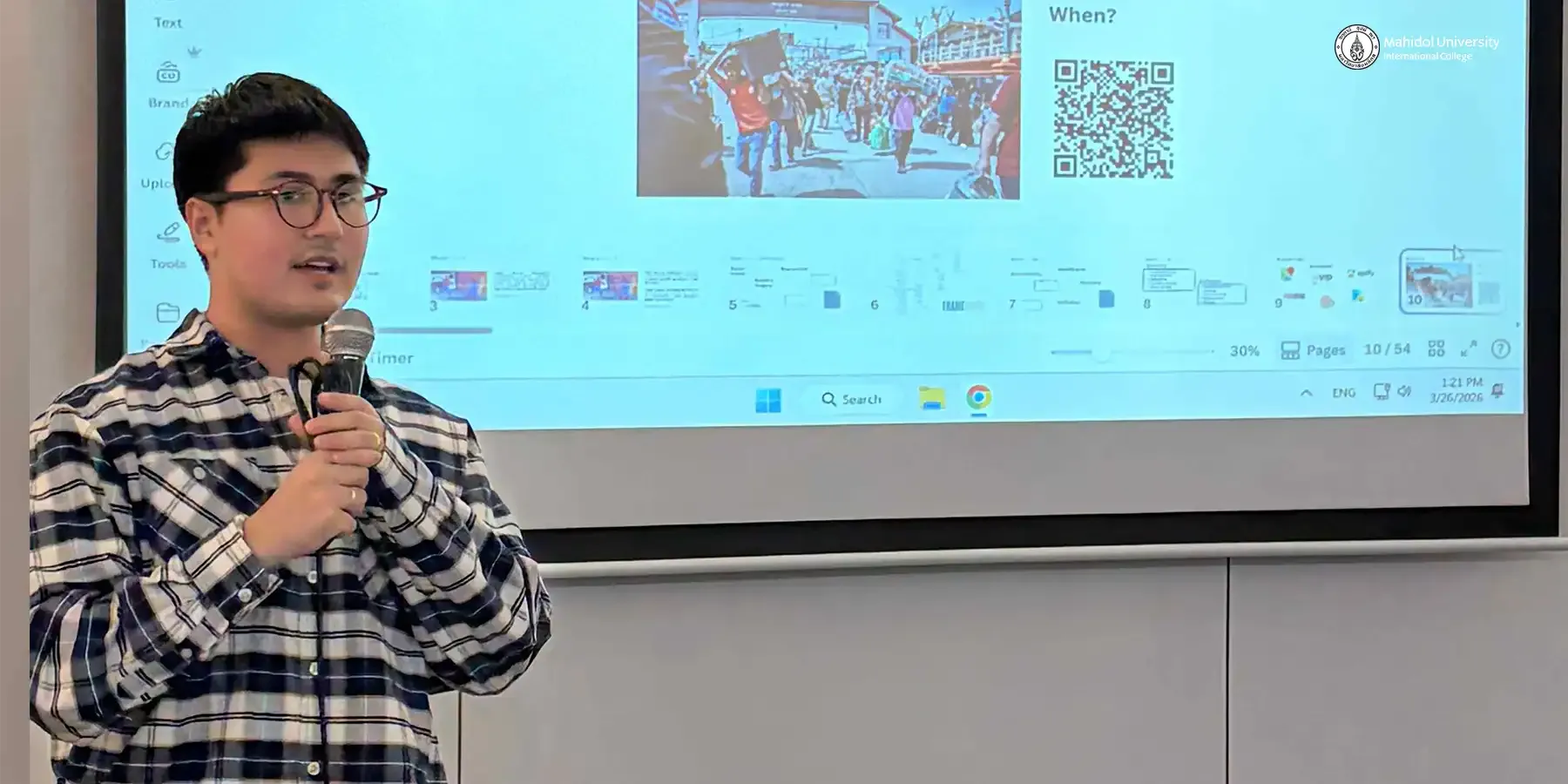 Award-Winning Journalists Teach Media Com Students How to Spot Fake News