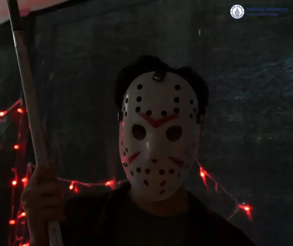 Film Club, Art Club Collab on “Haunted Maze”