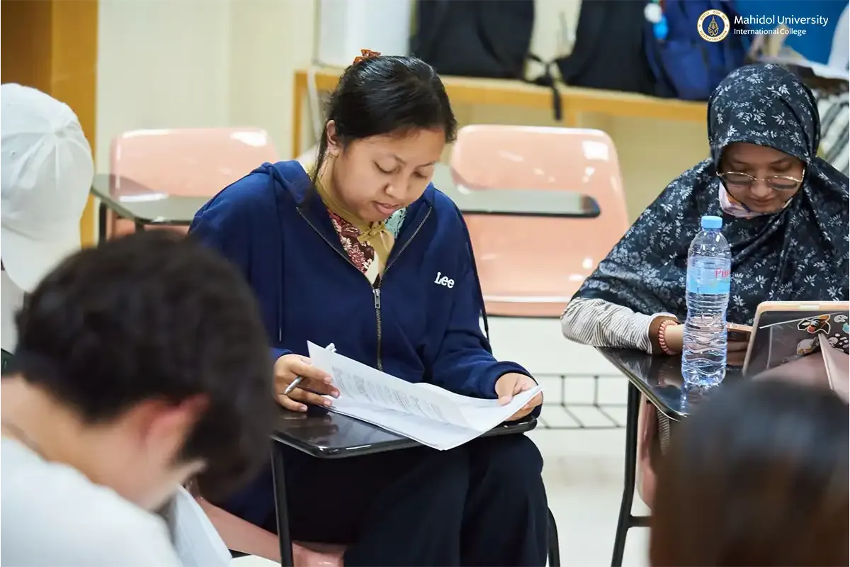 MUIC Students Audition for Theatre Club’s “Alice in Wonderland” the Musical