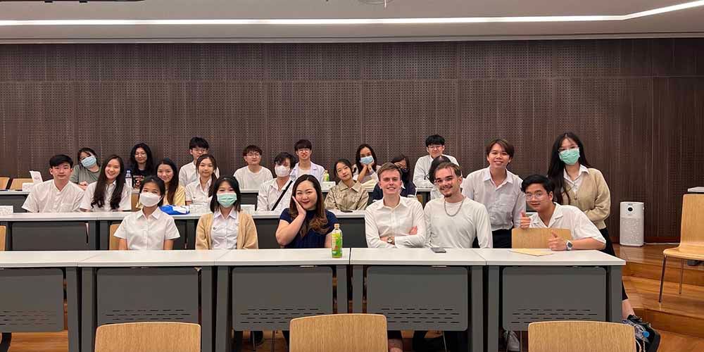 Career Insights Club Holds Communication Workshop