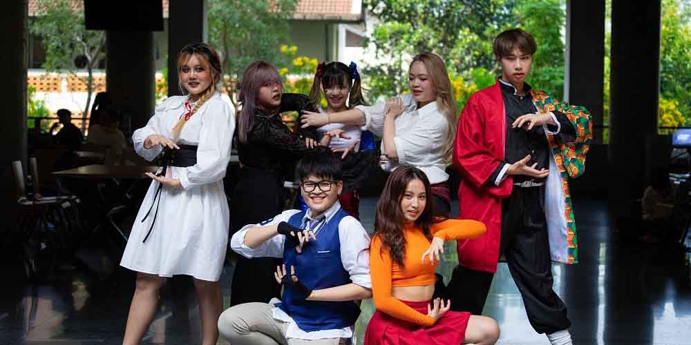 Students Show off Skills in “Halloween Showcase”