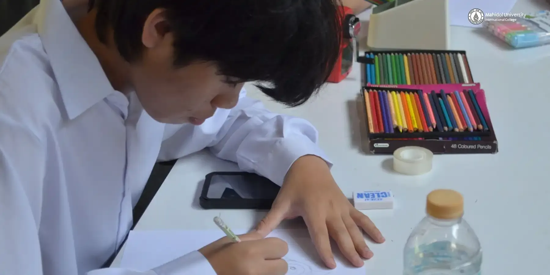 AGC Club’s “Artuniverse” Event Draws Over 200 Students