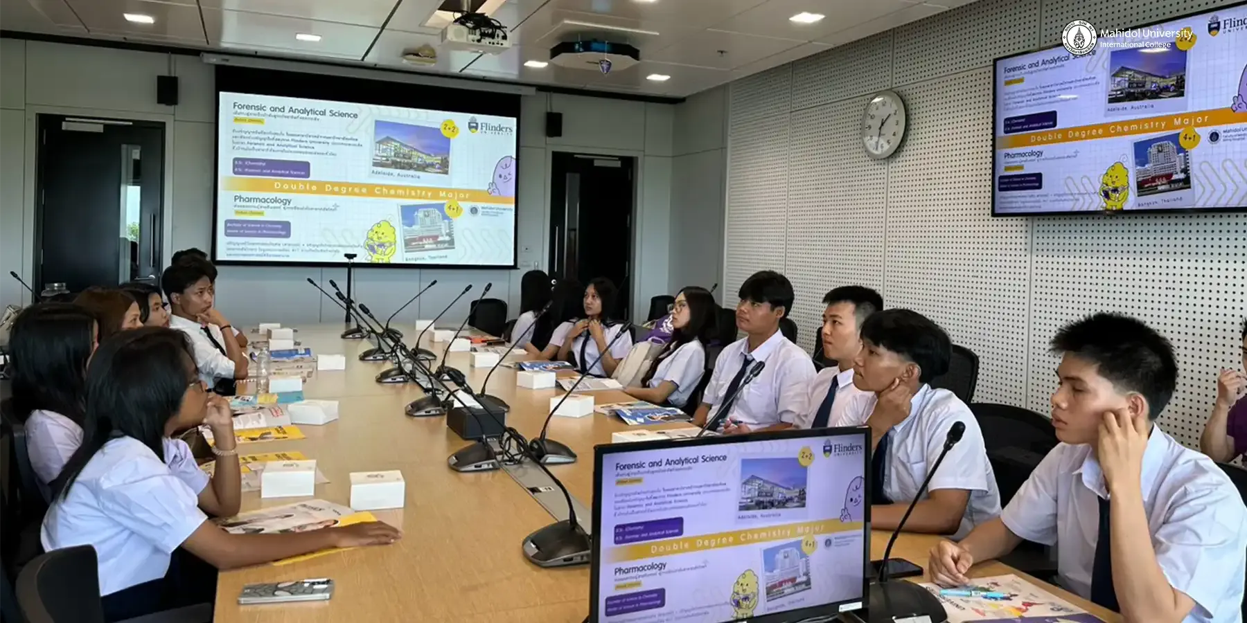 MUIC Hosts Campus Visit for Wisdom Hub Education Center