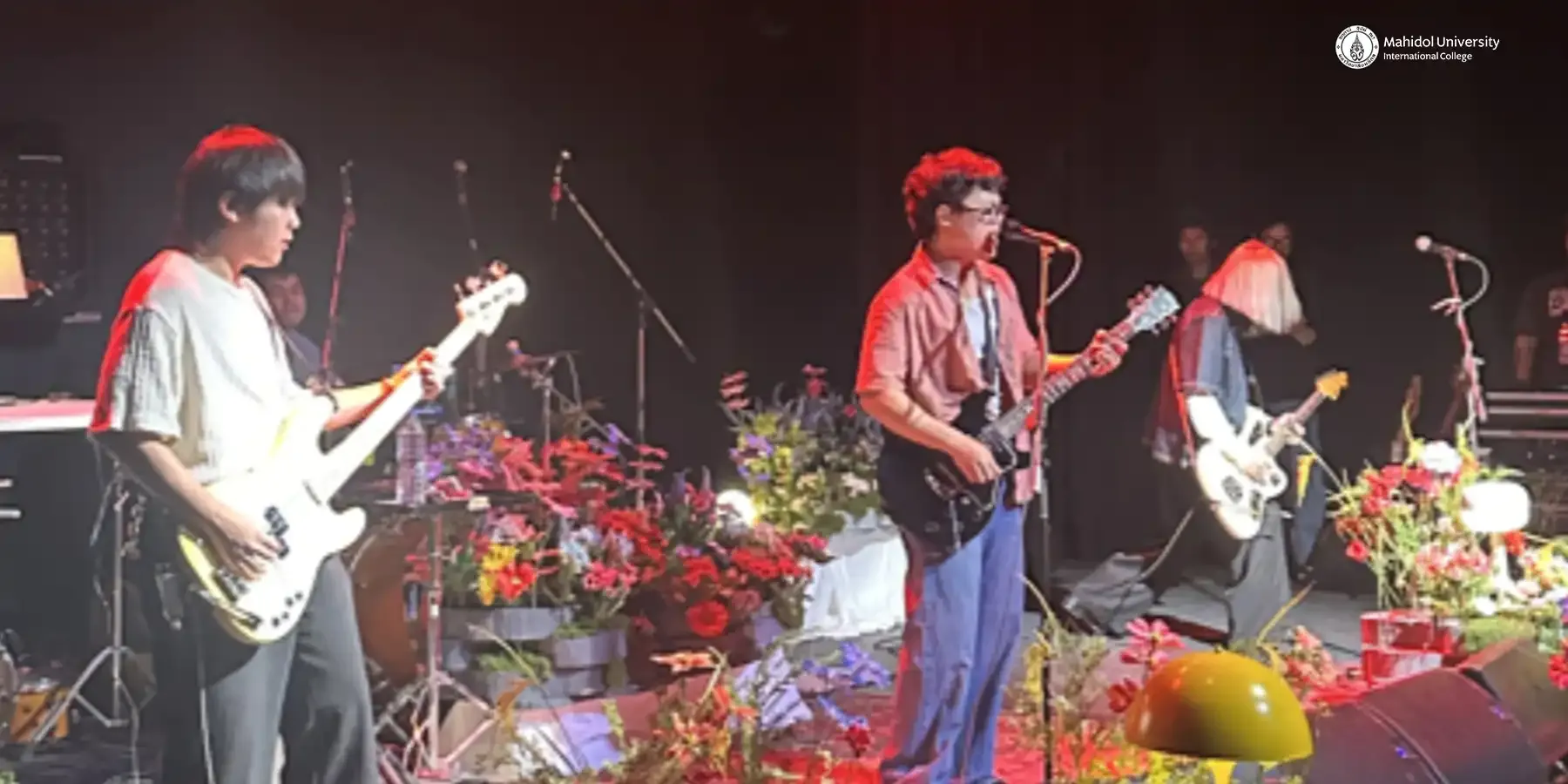 Music Club’s "Playhouse Concert" Draws Over 100 Students