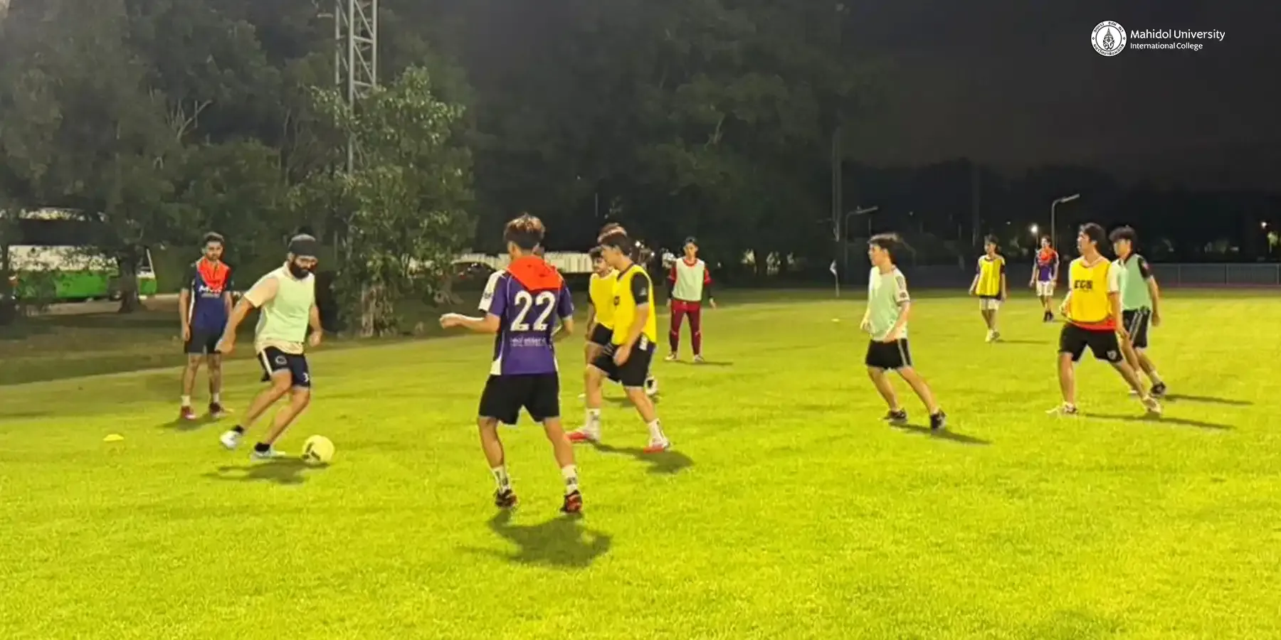 Soccer Club Hosts Pro-Led Training Sessions Ahead of Intercollegiate Matches   