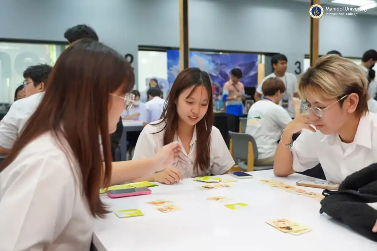Board Game Fair Attracts Gaming Aficionados