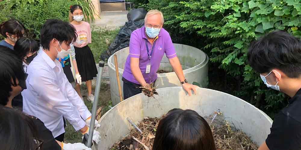 MUIC’s Nature Lovers Club Undertakes Composting Project￼