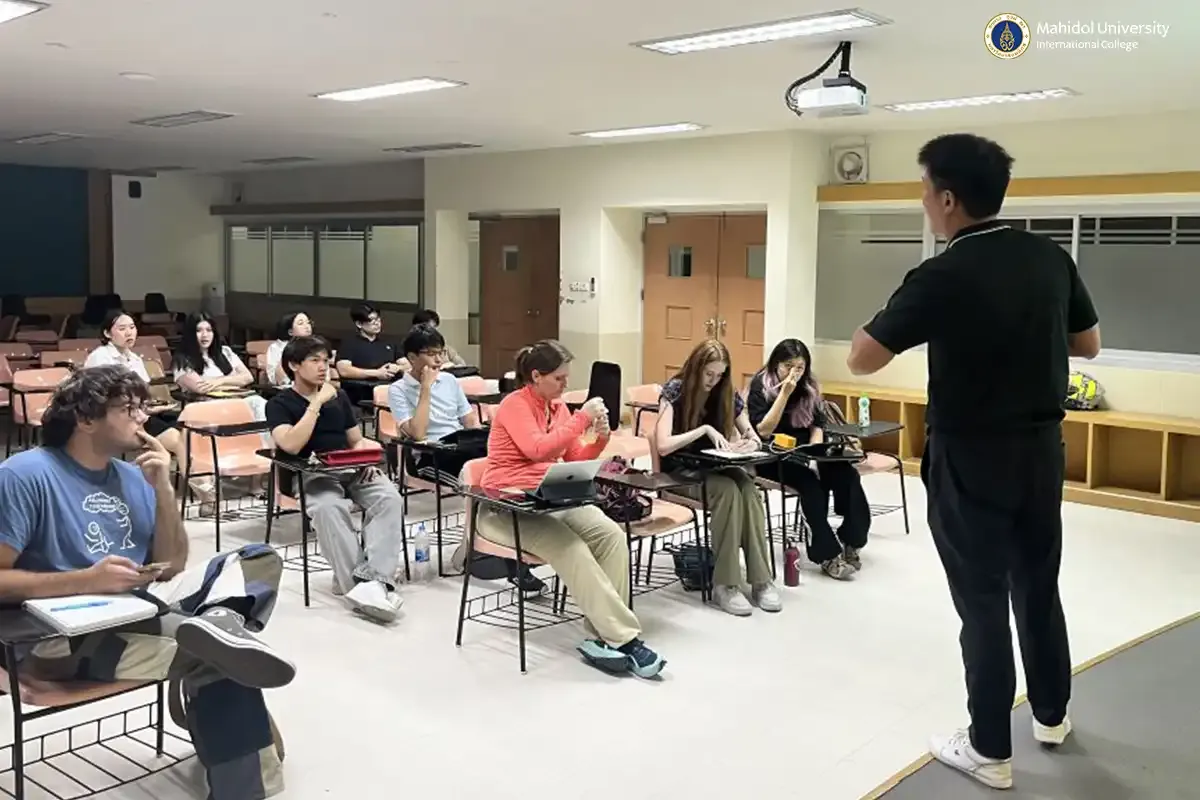 Diving Club Offers Scuba Theory Session