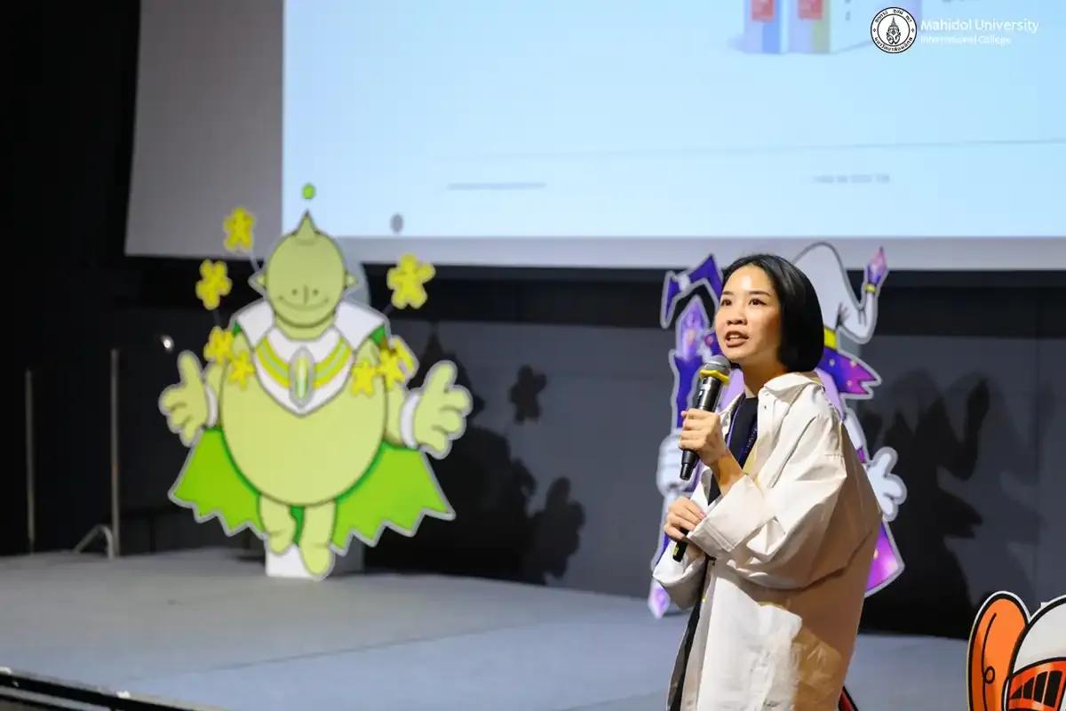 MUIC Organizes “Camp Dek Art” for Aspiring Design Students