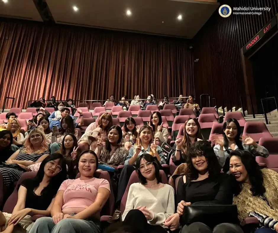 MUIC Theatre Club's Field Trip to Ratchadalai Theatre