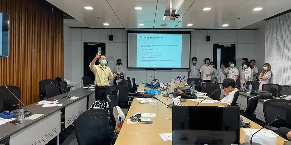 วิทยาลัยนานาชาติ ม.มหิดลให้การต้อนรับคณะเยี่ยมชมจากโรงเรียนนานาชาติแองโกล สิงคโปร์￼￼