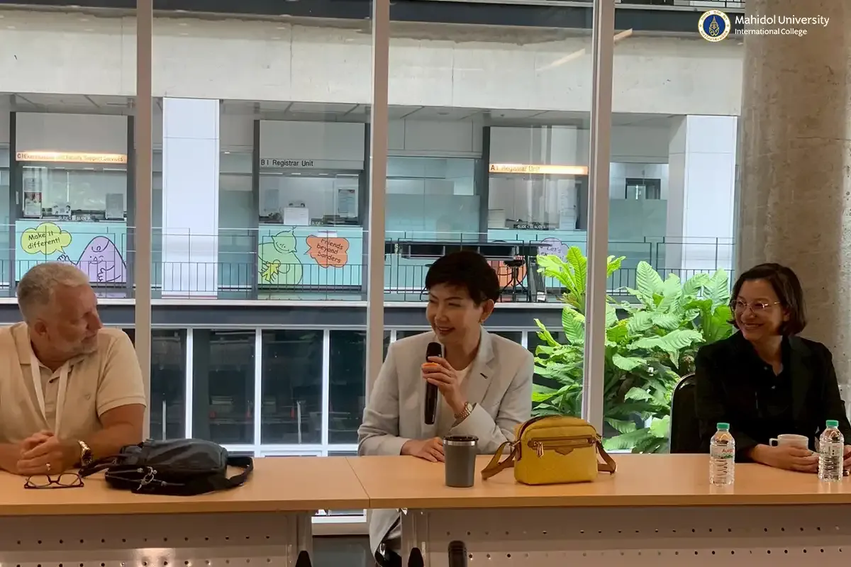 Science Division Holds Advisory Board Meeting