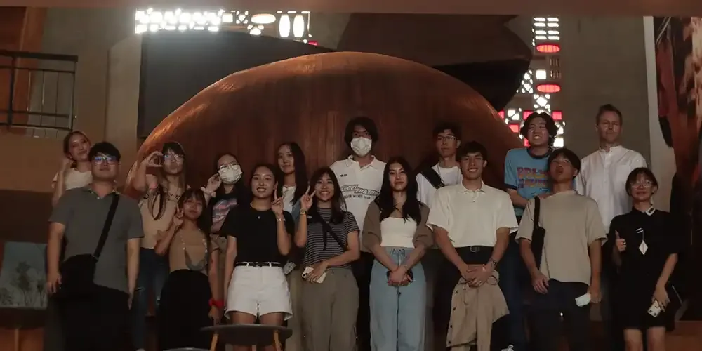 Thai Film Archive and MUIC Film Club: Making Friends at 24fps