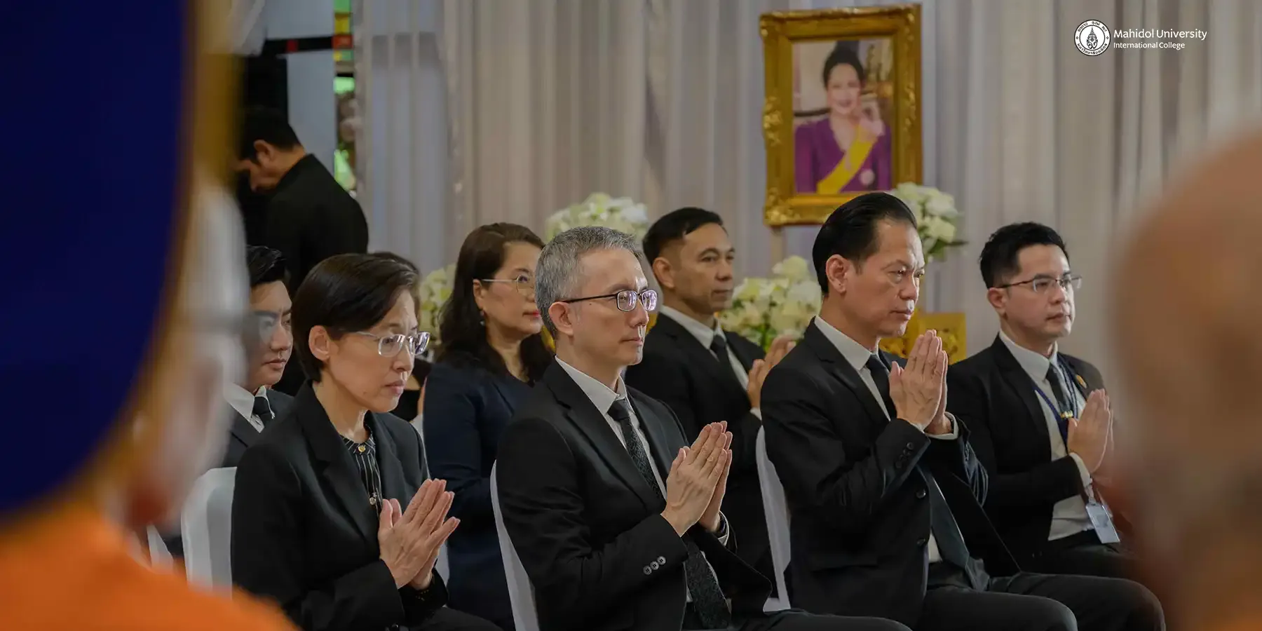 MUIC Dean, Executives Attend Nawaminthara Maharaj Day Ceremony