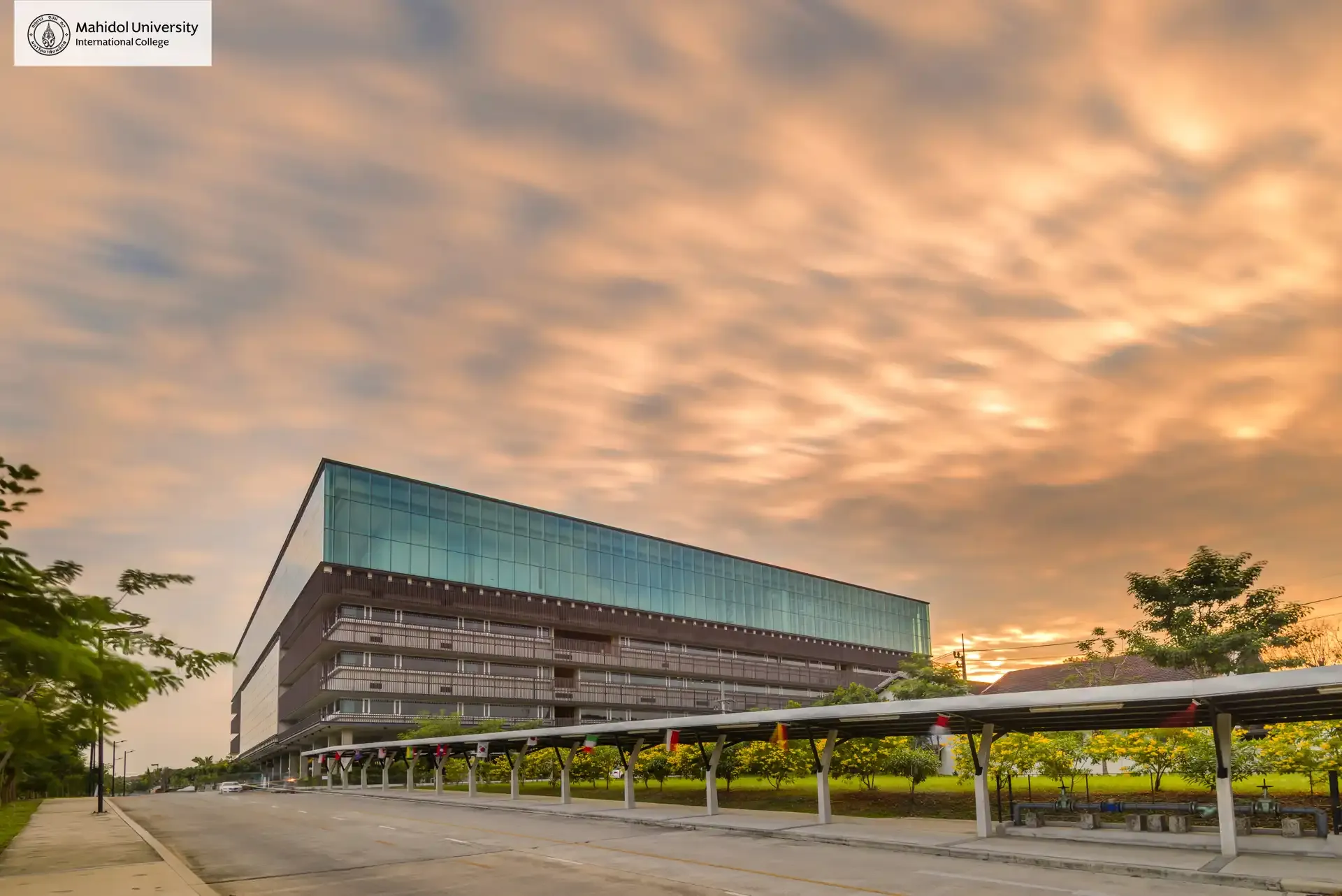 Aditayathorn Building