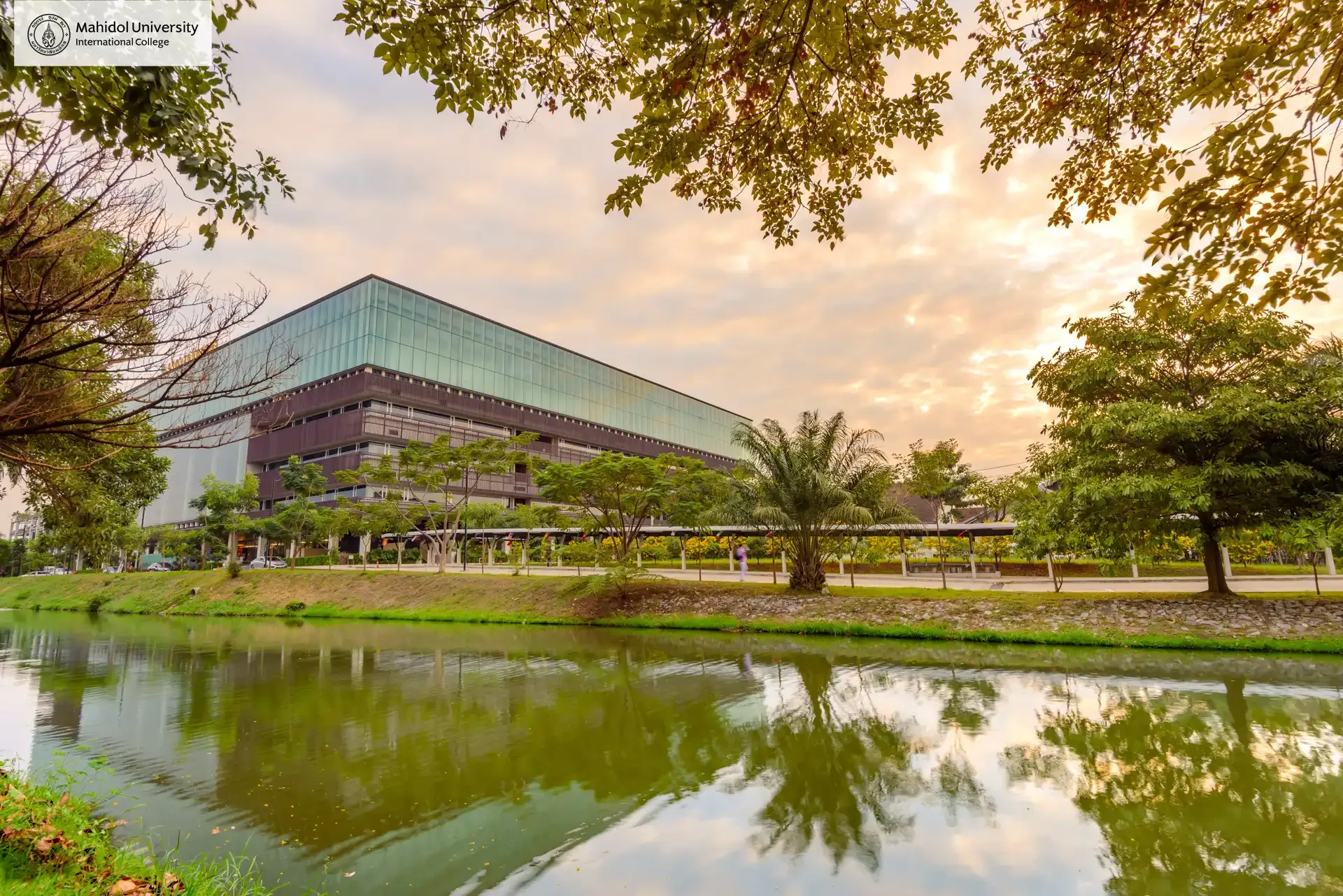 Aditayathorn Building