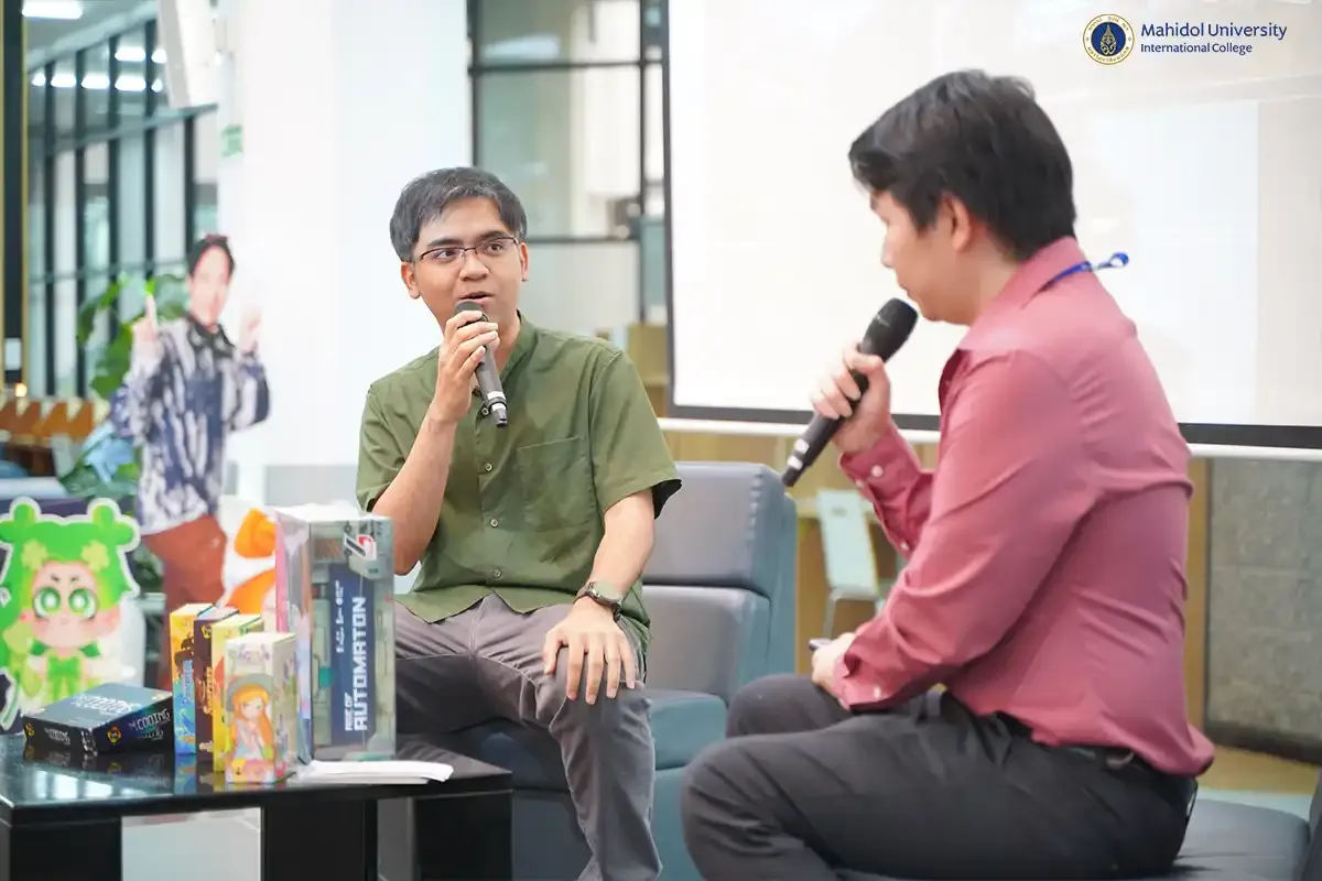 Board Game Fair Attracts Gaming Aficionados