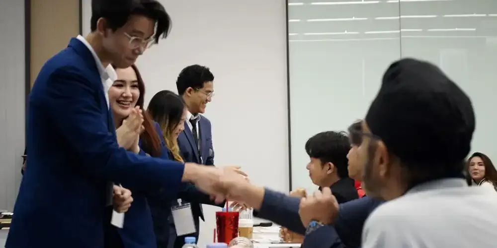 Business Case Team from MUIC Wins 1st Runner-up Spot