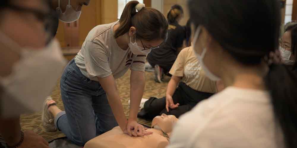 First Aid Training for MUIC Lecturers, Students, Staff