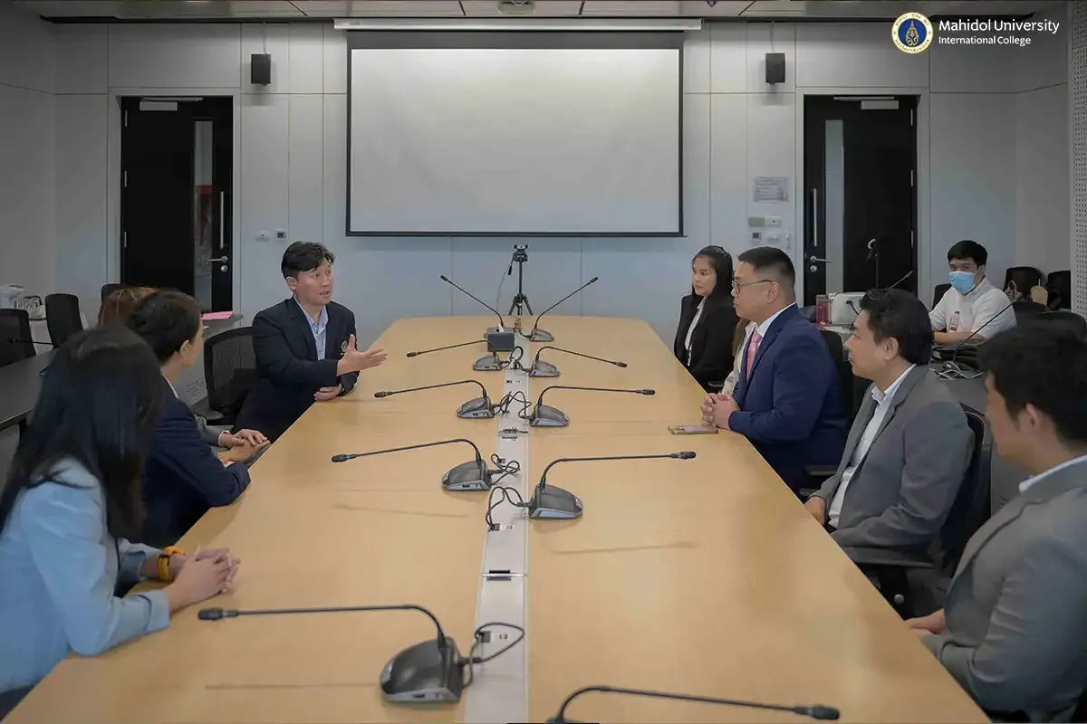 MUIC Signs MOU with KH Academy