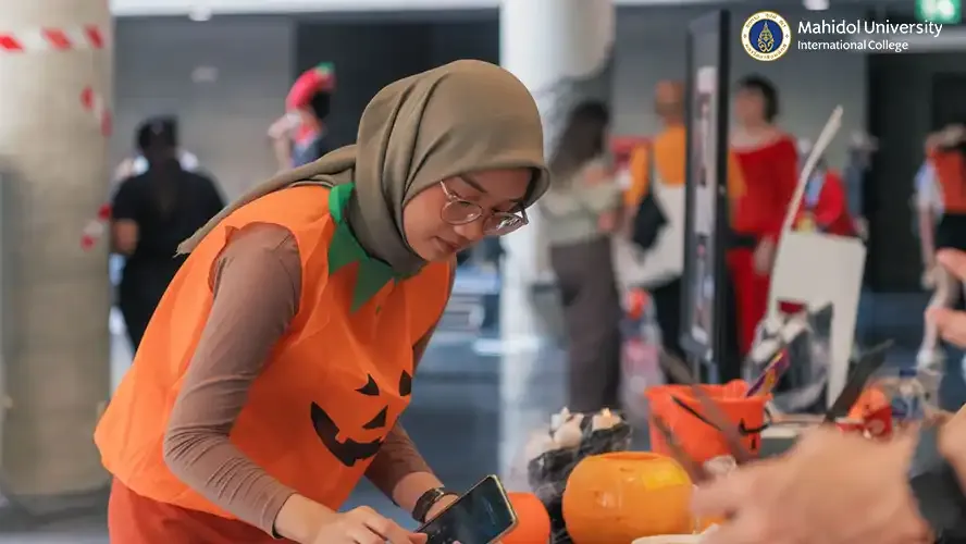MUIC’s Student Association Organizes “Hallo Boo Night”