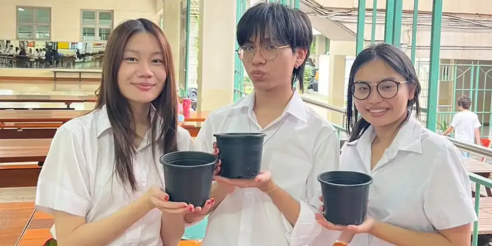 Scavenger Hunt in Salaya Campus with Nature Lovers Club