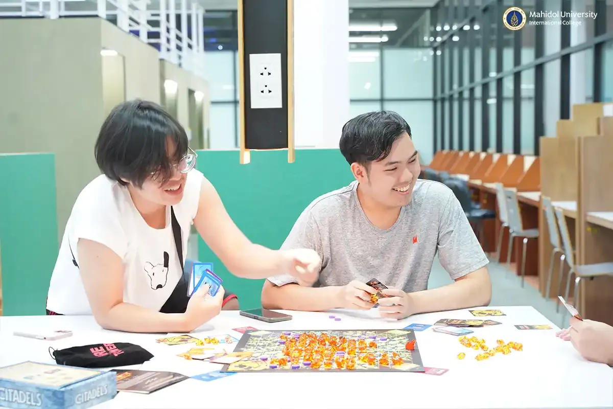 Board Game Fair Attracts Gaming Aficionados
