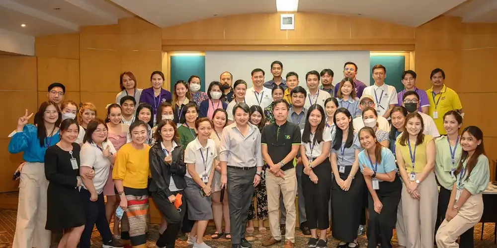 Energy Saving Committee Holds “Happy Green Day”