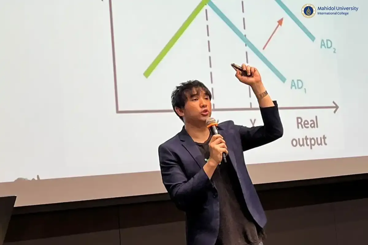 Investment Club Holds Seminar on Investment Strategies and AI Tools