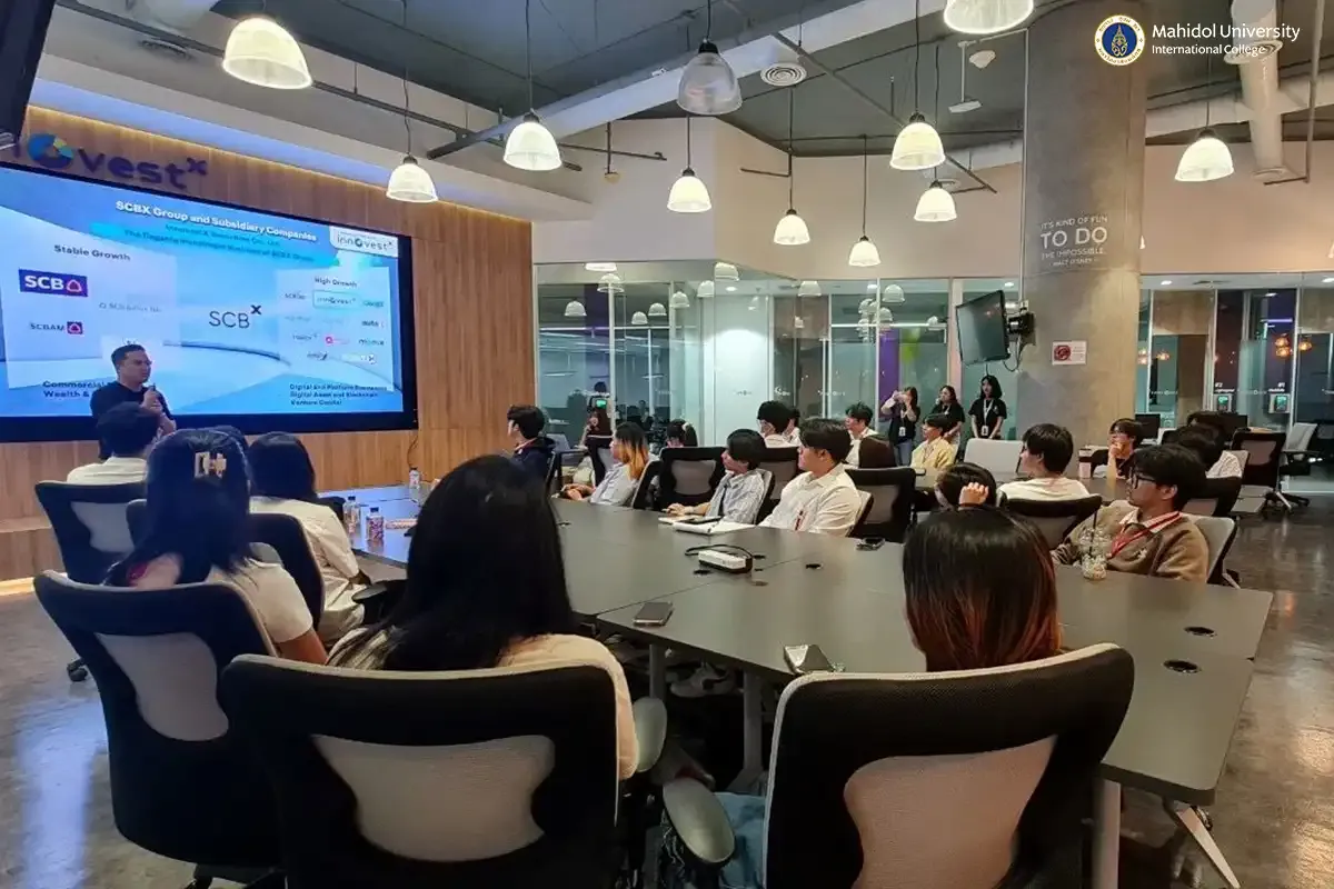 Investment Club Visits&nbsp;InnovestX and SCB’s Offices