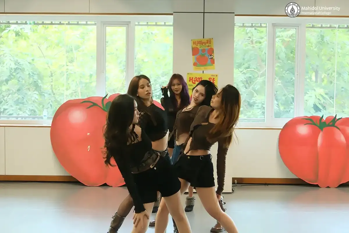 MUIC Club Expo Draws More than 1,000 Participants