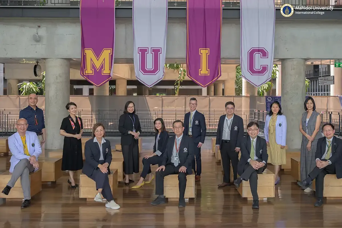 MUIC Hosts Siriraj Faculty of Medicine for International Medical Program Discussion￼