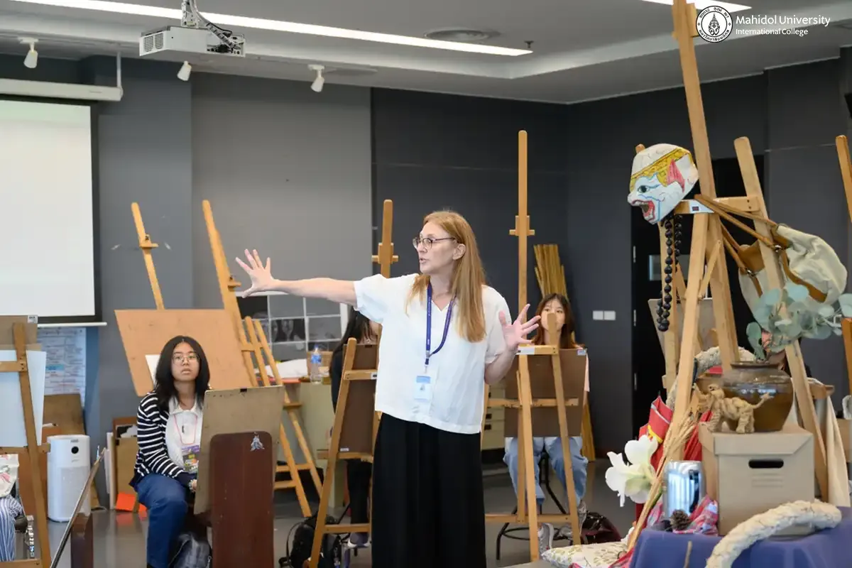 MUIC Organizes “Camp Dek Art” for Aspiring Design Students