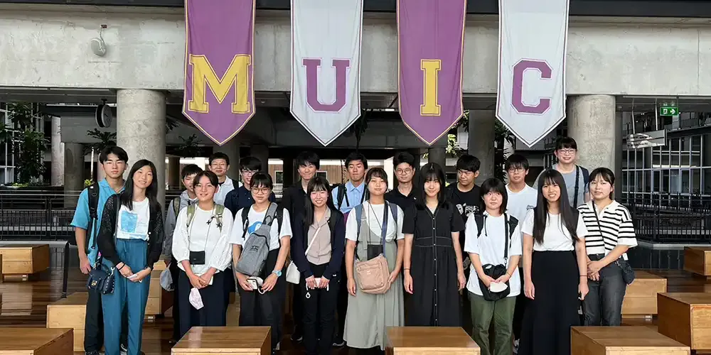 MUIC Welcomes High School Visitors from Japan