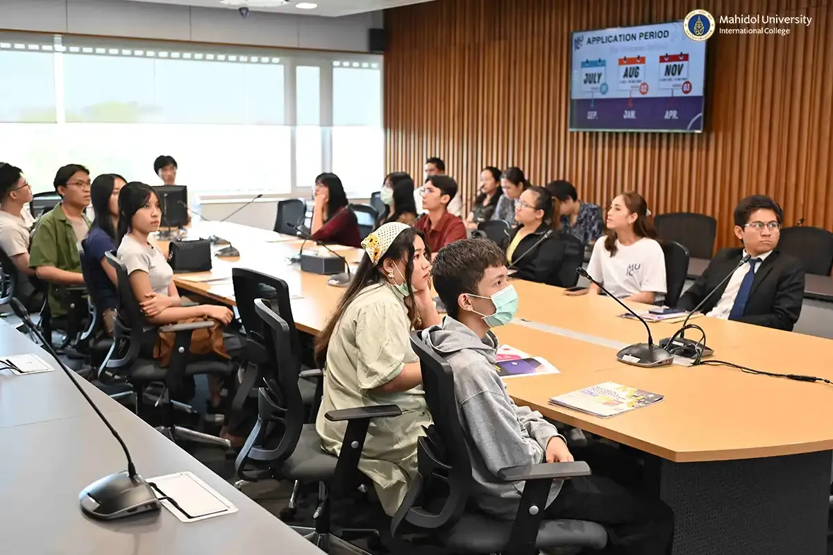 MUIC Welcomes Visiting Myanmar Students and Parents