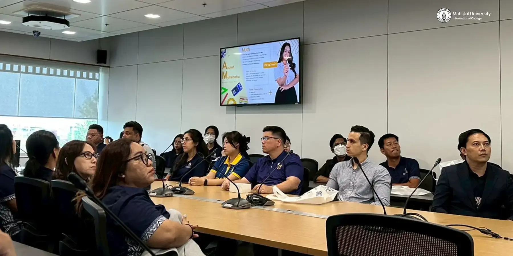 MUIC Welcomes Visitors from Rayongwittayakom School