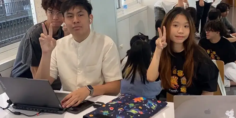 Sophomores Conduct “Rubnong” Workshop