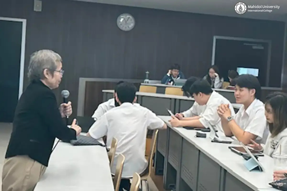 Stock Exchange of Thailand Expert is Guest Speaker in BBA Class