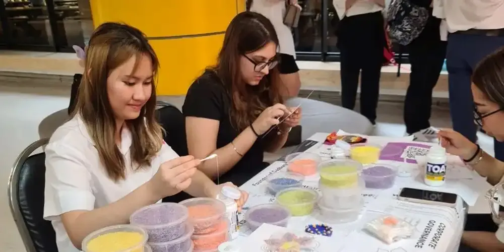 Student Groups in MUIC Celebrate Diwali￼