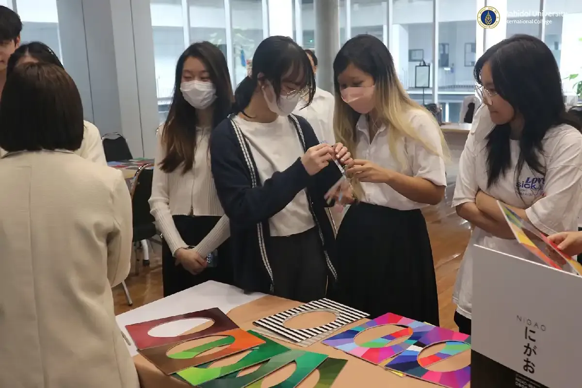 THM Club Helps Students “Find Your Own Personal Color”