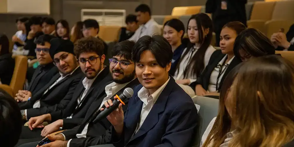 HSBC Business Case Competition Participants in Training and Networking Sessions