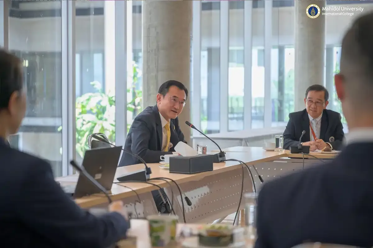 MUIC Hosts Siriraj Faculty of Medicine for International Medical Program Discussion￼