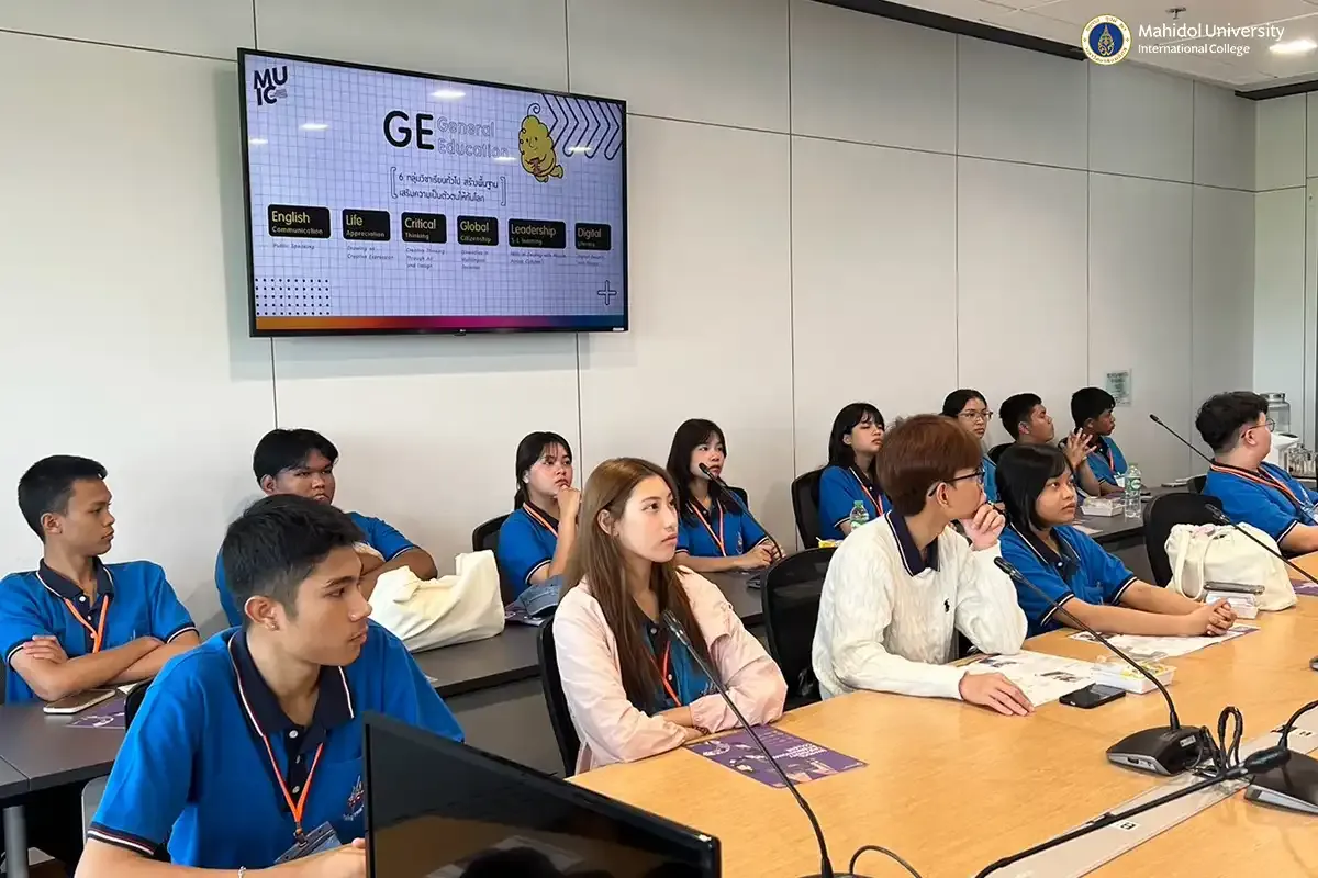 MUIC Welcomes Hatyai Wittayalai School