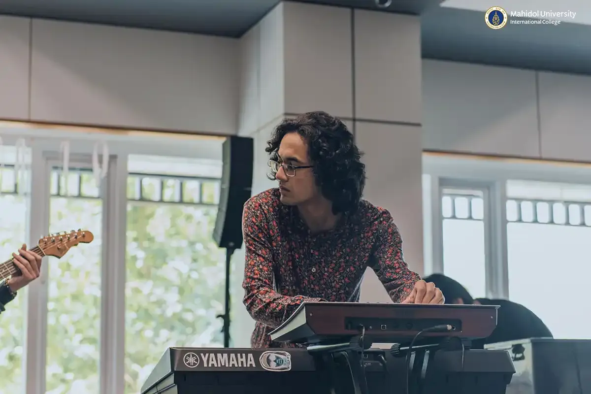 MUIC’s Student Association Celebrates Valentine’s Day