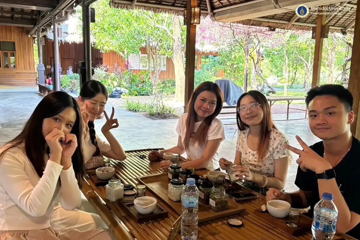 Rakkaew Club’s&nbsp;Suan Sampran Visit for Wellness and Relaxation