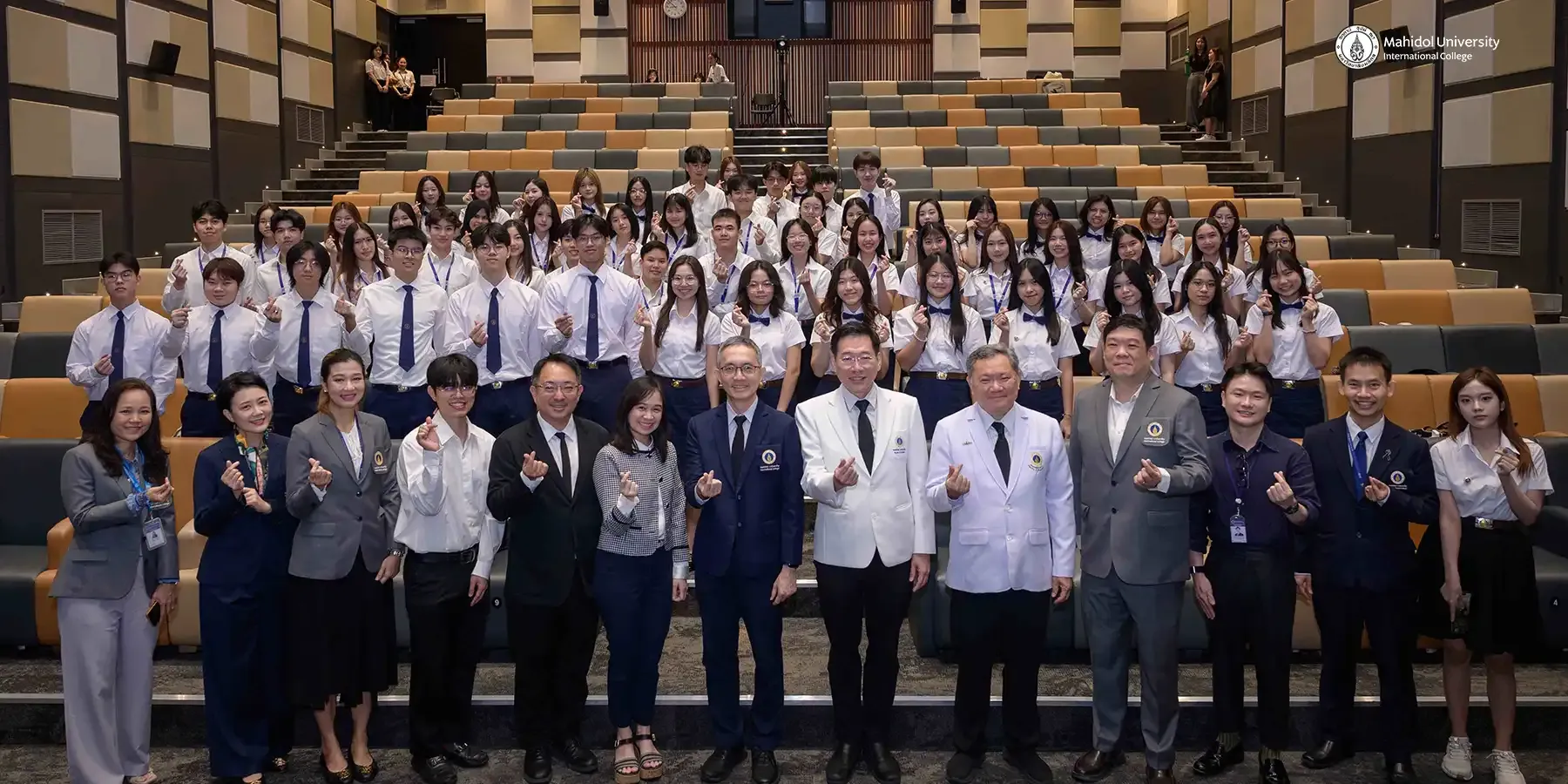 MUIC จัดปฐมนิเทศนักศึกษาทันตแพทยศาสตร์และเภสัชศาสตร์ หลักสูตรนานาชาติ เชื่อมสัมพันธ์ สร้างเครือข่าย สู่การเรียนรู้ร่วมกัน
