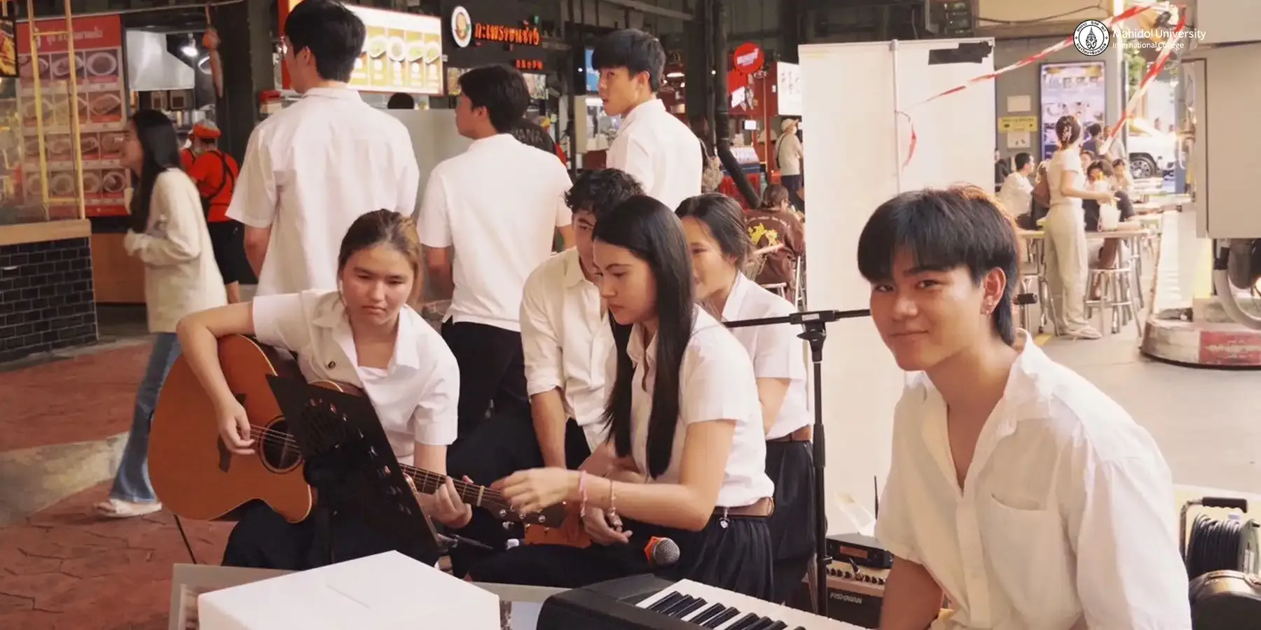 Volunteer Club Hits the Right Note to Support Community School