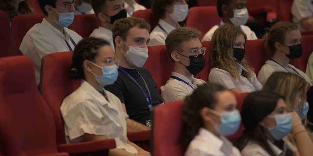 Exchange and Visiting Students Attend MUIC Orientation