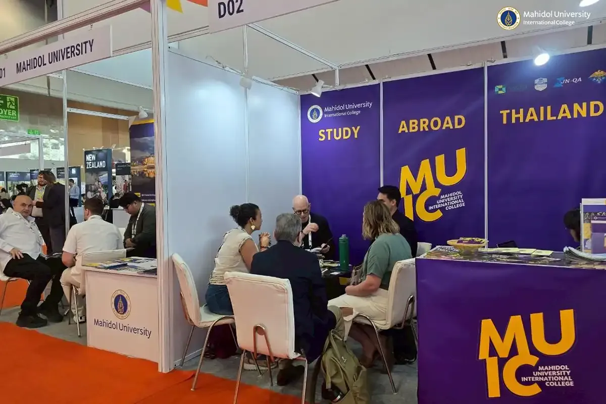 MUIC Execs and Staff Attend APAIE Conference